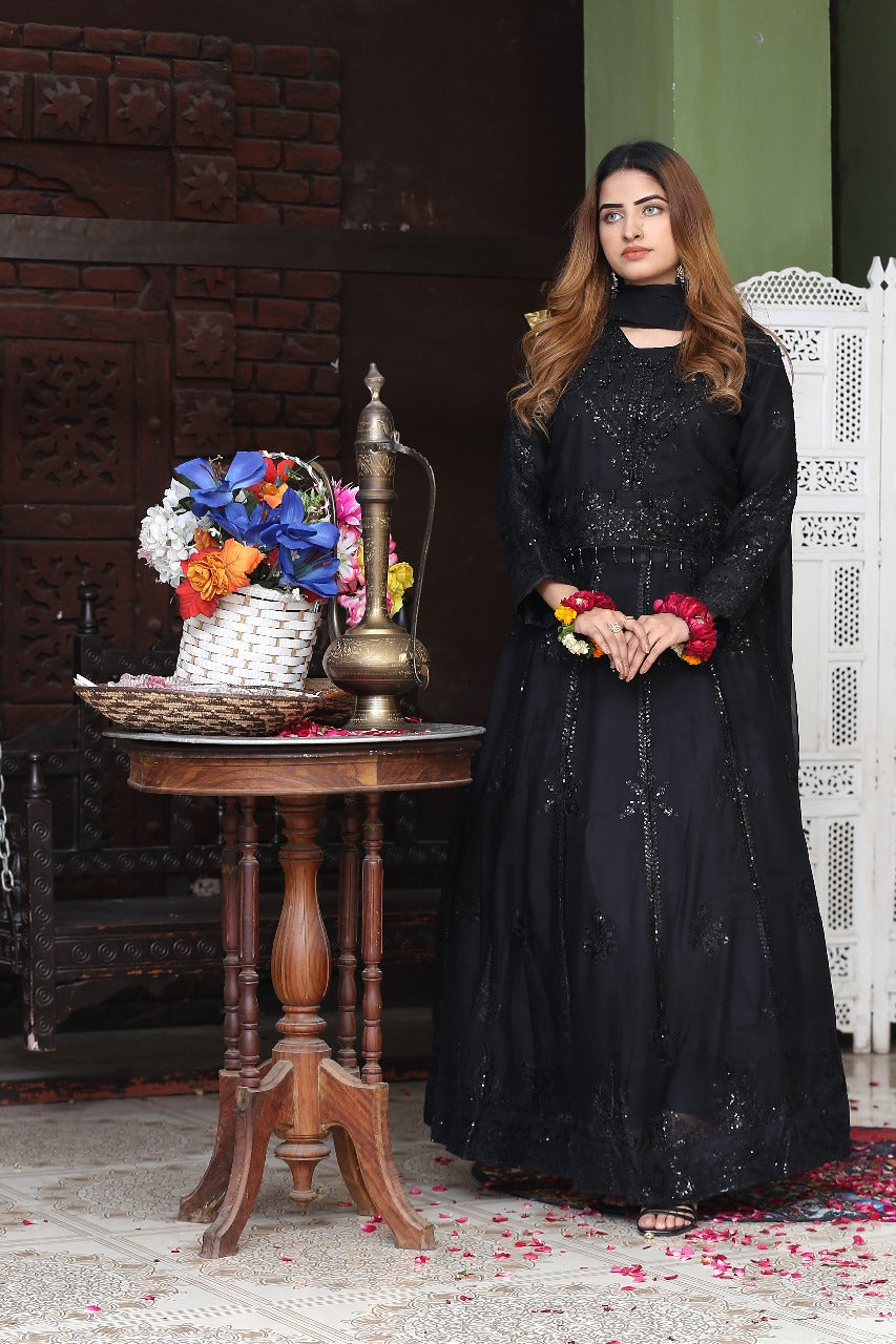 Maksi Frock with Stone Work 3-Piece Set in Black